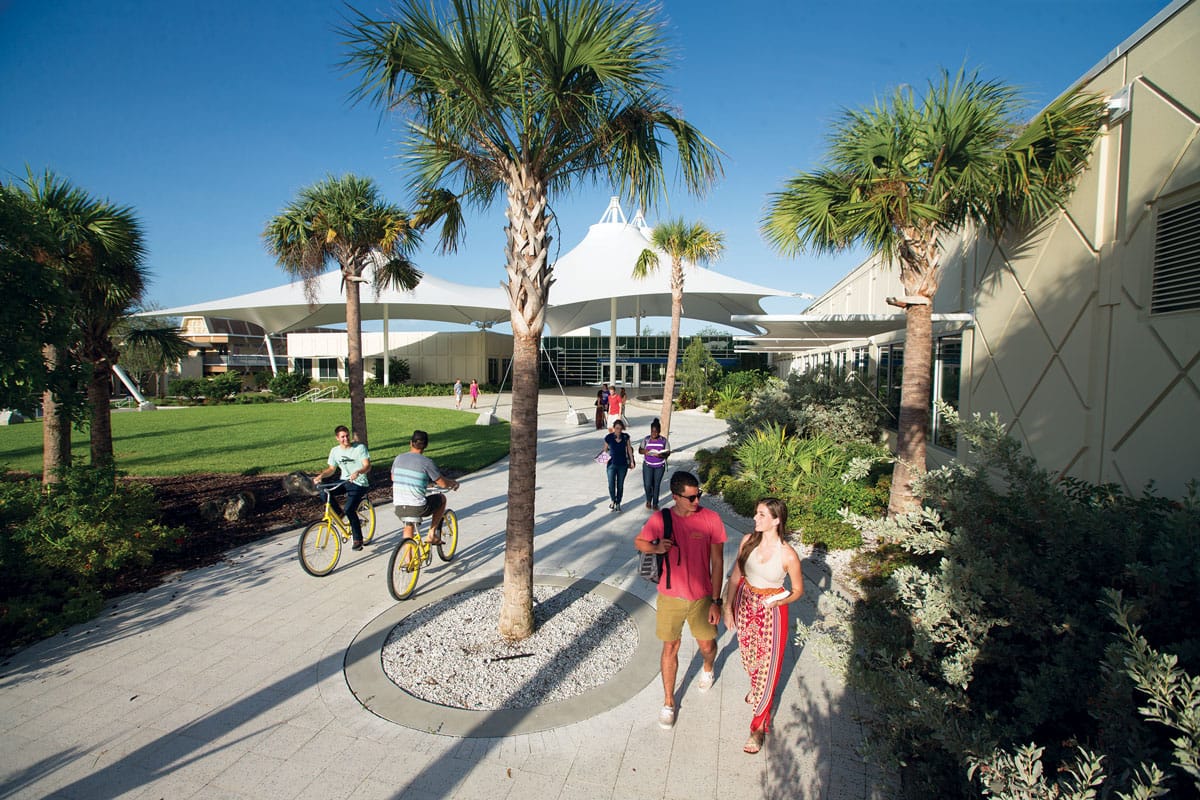 Eckerd College campus with the James Center for Molecular and Life Sciences in the background.